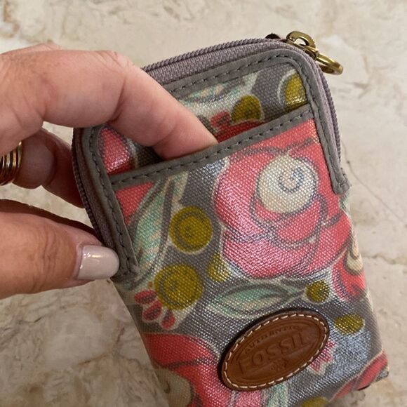 Fossil Leather &  Coated Canvas Wallet Cell Phone Wristlet  - As New - Picture 8 of 11